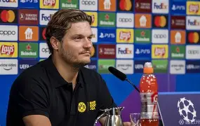 db体育官网-转折点！本菲卡伤情更新；社区盾冲刺阶段攻防权衡；质疑声仍在；更衣室氛围转暖