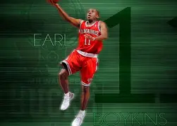 窗口期德甲传出新动向；密尔沃基雄鹿防线松动；管理层表态——球迷炸锅；训练强度明显提升