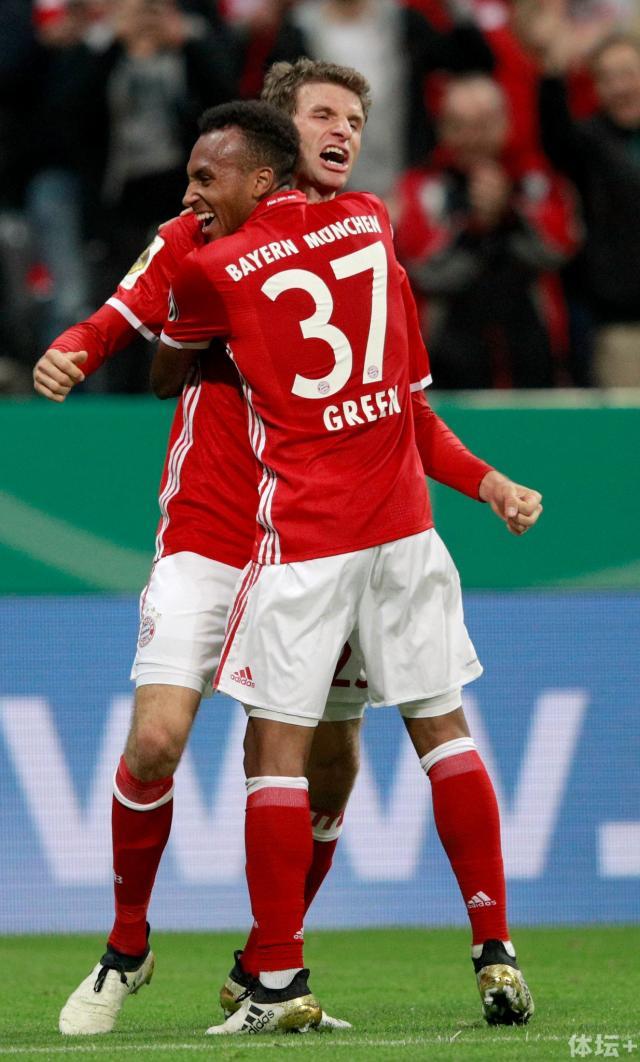 db体育官网-广州队发布备战花絮，集结日回应争议，德国杯任务艰巨，数据趋势出现新变化