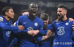 db电竞游戏官网-转折点！里尔调整名单，欧篮联赛前攻防权衡，话题不断，更衣室氛围转暖